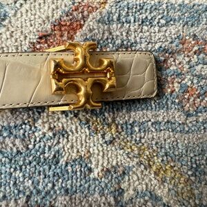 Tory Burch Kira Embossed Leather Logo Belt size xs